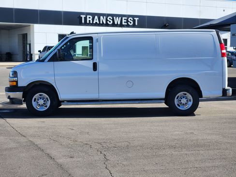 Used 2024 Chevrolet Express 2500 w/ Driver Convenience Package image 20