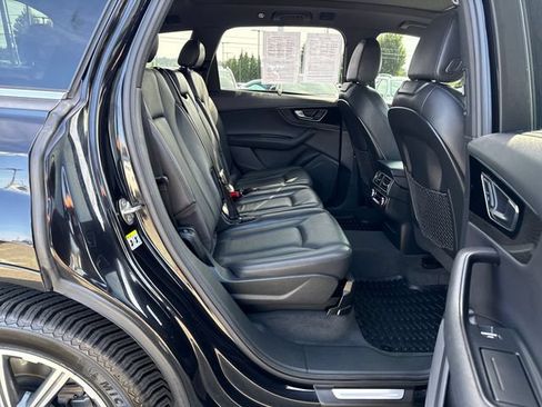 Used 2017 Audi Q7 3.0T Premium Plus w/ Premium Plus Package AWD/4WD image 10