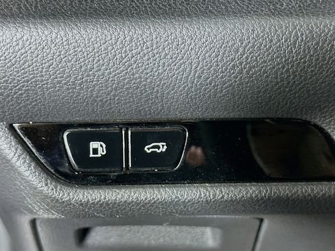 Used 2022 Lexus NX 350h AWD image 16