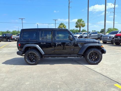 Used 2023 Jeep Wrangler Unlimited Sport AWD/4WD image 8