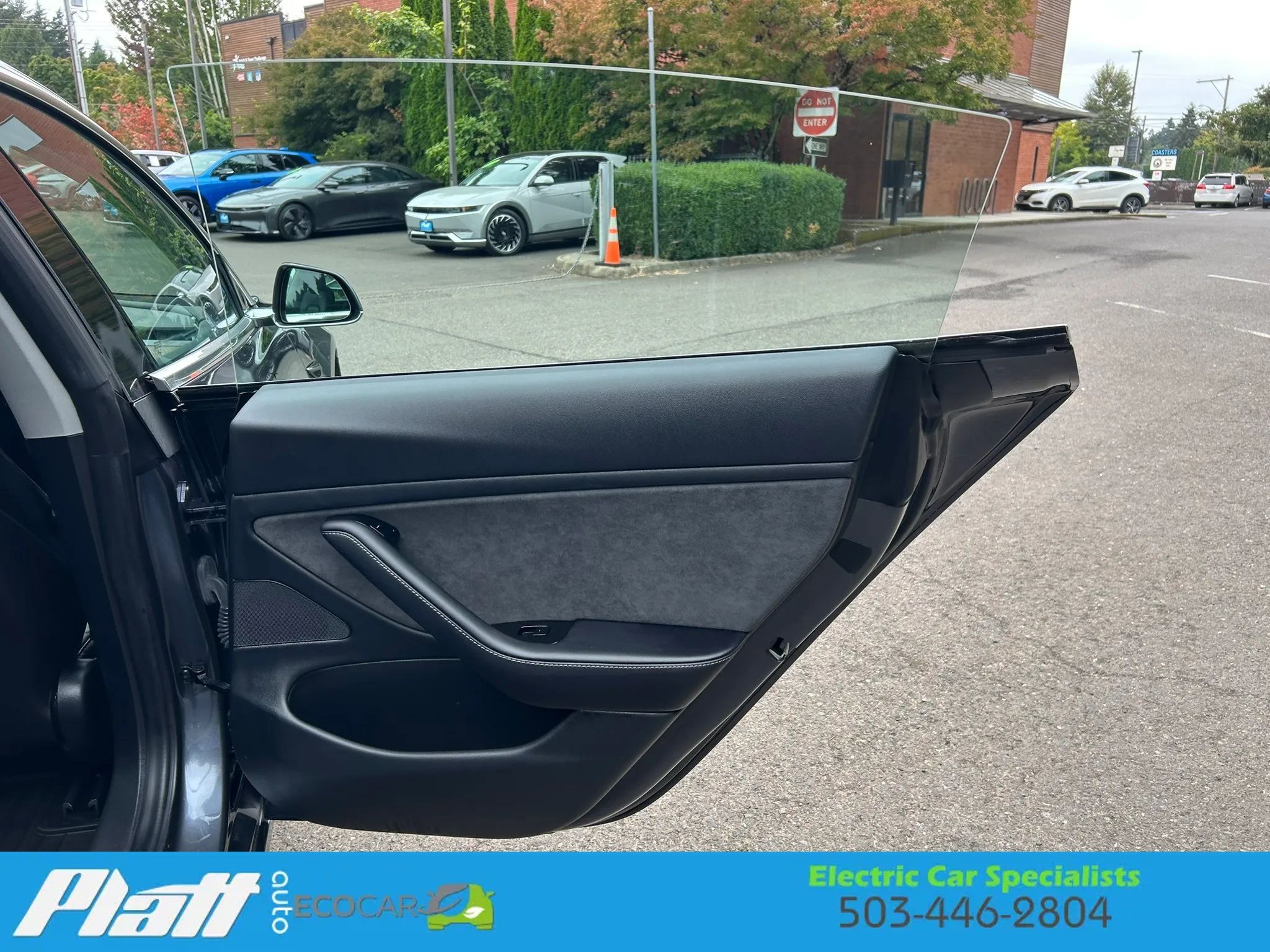 Used 2018 Tesla Model 3 Long Range AWD/4WD image 30