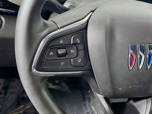 Certified 2024 Buick Envista Avenir image 10