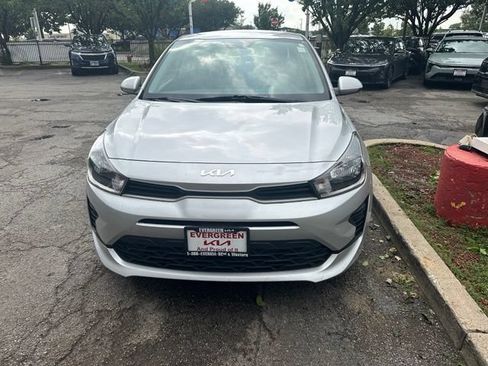 Used 2023 Kia Rio LX FWD image 2
