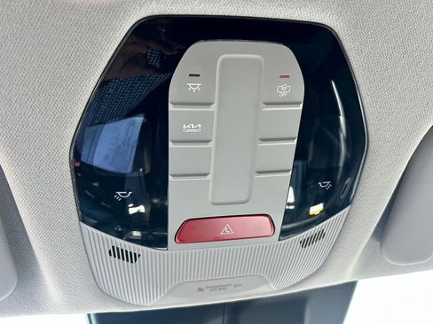 Used 2025 Kia K4 FWD image 20