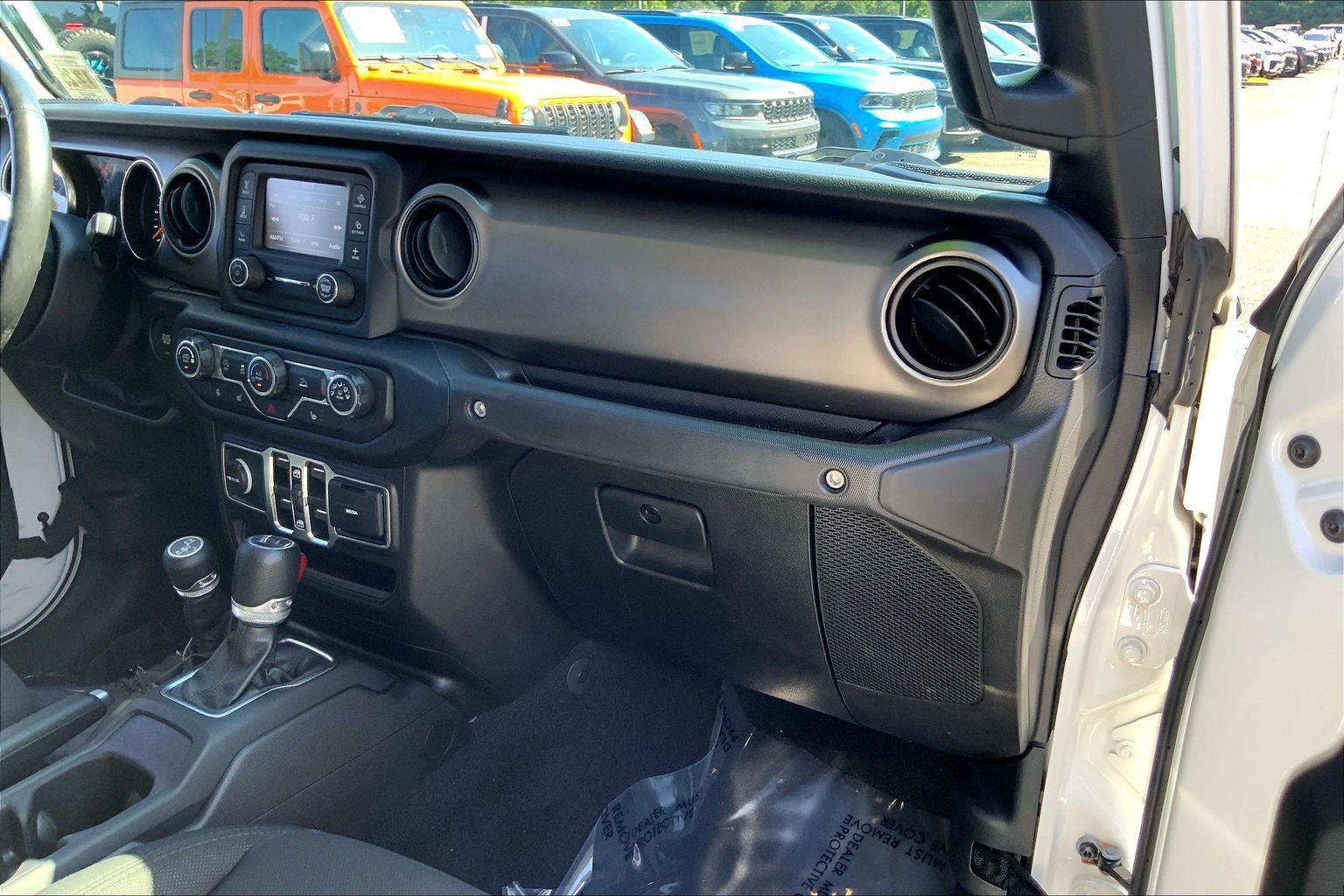Used 2020 Jeep Gladiator Sport w/ Quick Order Package 24S AWD/4WD image 17