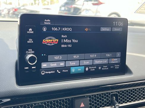 Certified 2024 Honda Civic Sport Touring image 12