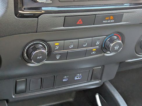 Used 2023 Nissan Frontier SV image 26