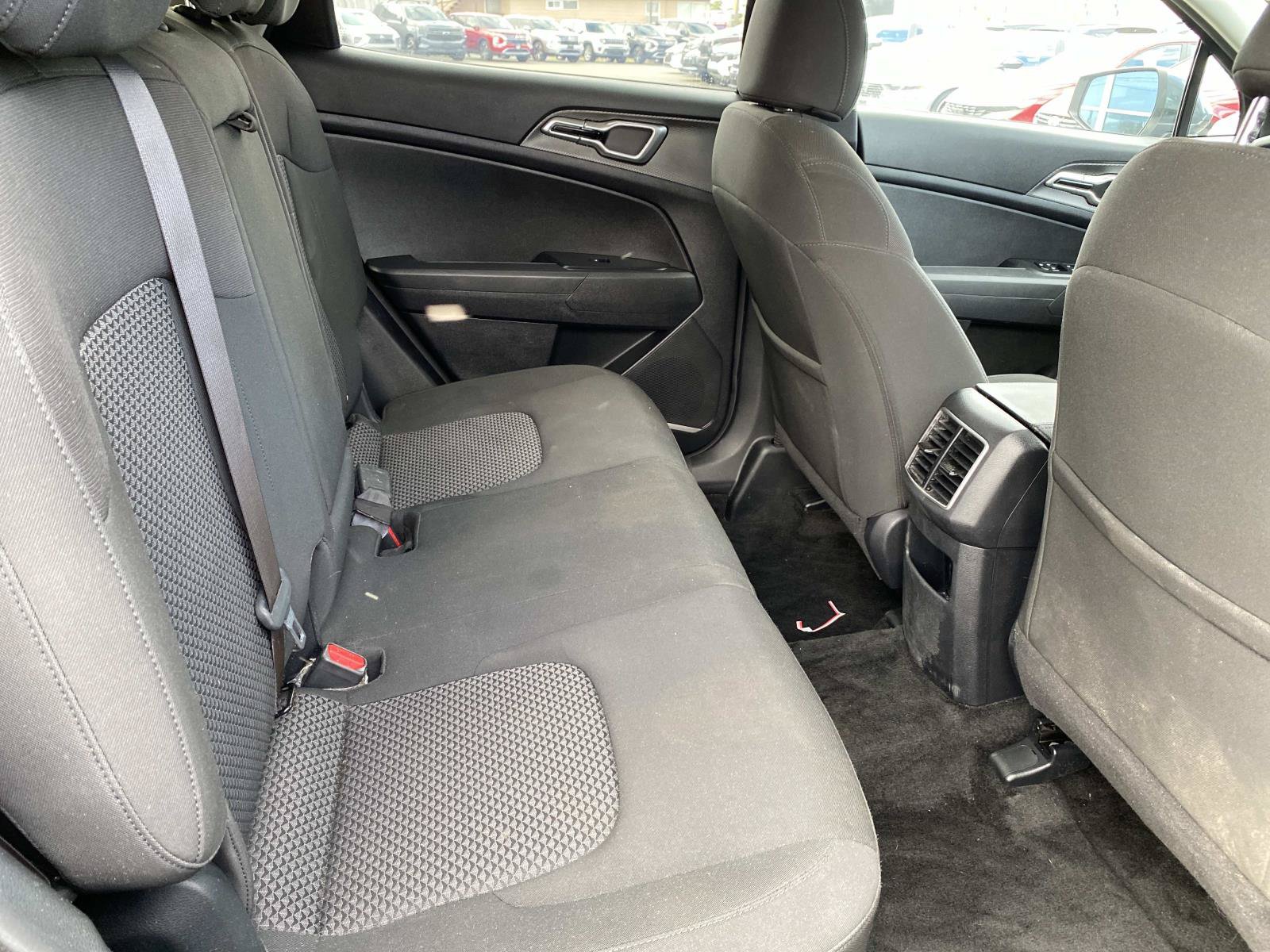 Used 2023 Kia Sportage LX AWD/4WD image 20