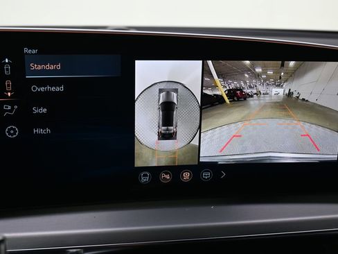 New 2026 Cadillac Lyriq Premium Luxury AWD/4WD image 29
