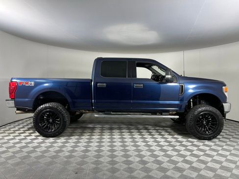 Used 2020 Ford F250 XLT w/ XLT Value Package image 3