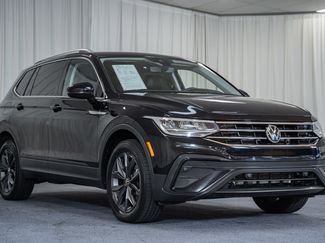 Used 2022 Volkswagen Tiguan SE w/ Panoramic Sunroof Package FWD video 1