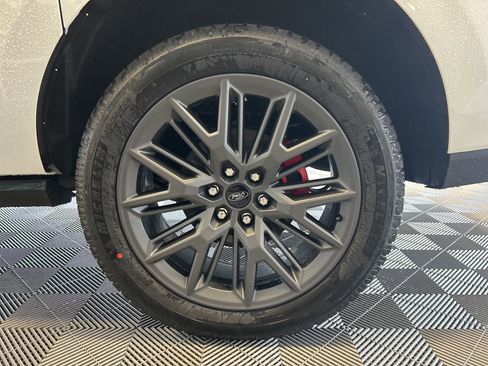 New 2025 Ford Expedition Max Platinum w/ Stealth Performance Package image 9