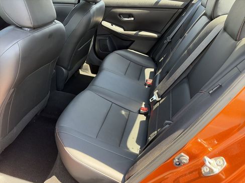 Certified 2023 Nissan Sentra SR w/ SR Premium Package FWD image 27