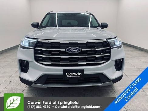 New 2026 Ford Explorer Active w/ Active Comfort Package image 8