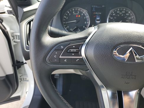 Used 2022 INFINITI Q50 Sensory image 21