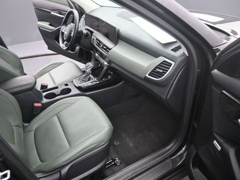 Used 2025 Kia Seltos SX w/ SX Sunroof Package image 17