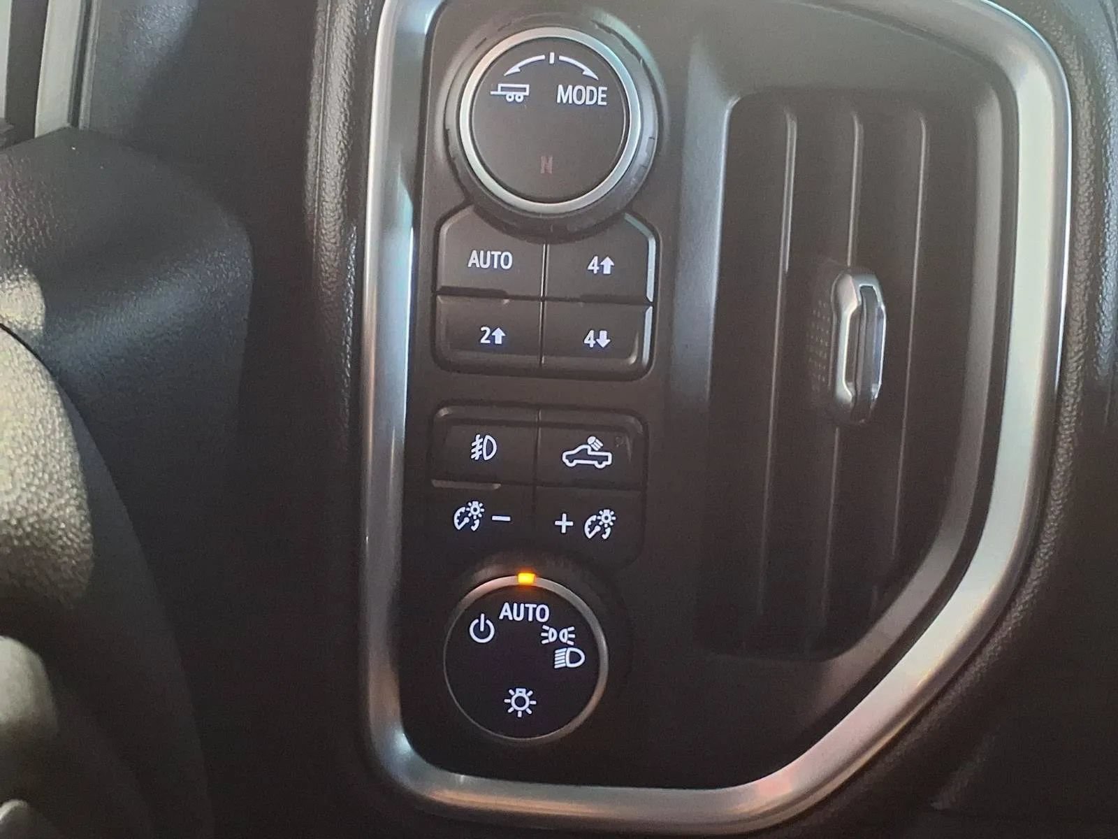 Used 2021 Chevrolet Silverado 1500 RST AWD/4WD image 26