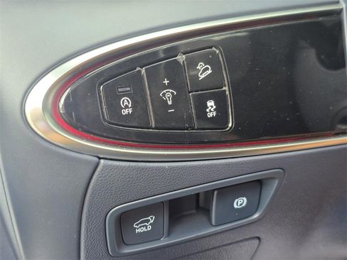 Used 2025 Genesis GV70 2.5T Sport Prestige w/ Sport Prestige Package image 19