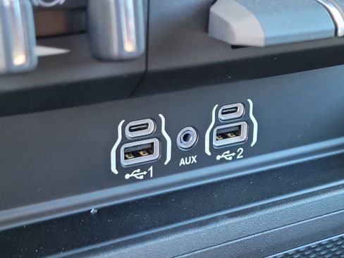 New 2026 RAM 2500 Big Horn AWD/4WD image 16