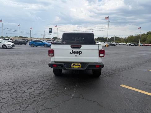 Used 2021 Jeep Gladiator Sport w/ Quick Order Package 24Q 80Th AWD/4WD image 4