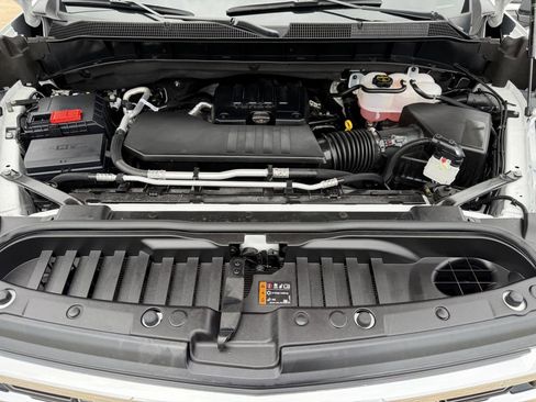 Used 2026 Chevrolet Silverado 1500 LT AWD/4WD image 31