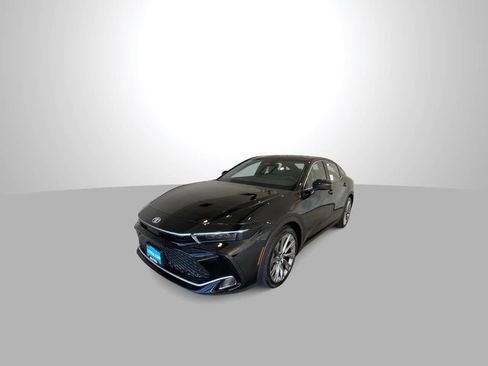 New 2026 Toyota Crown AWD/4WD image 4