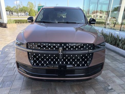 New 2026 Lincoln Navigator Black Label AWD/4WD image 6