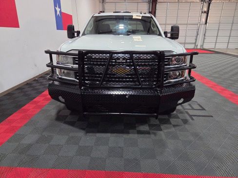 Used 2015 Chevrolet Silverado 3500 LTZ w/ Duramax Plus Package image 4