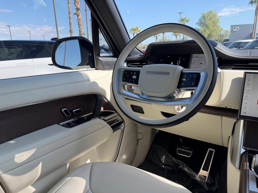 New 2026 Land Rover Range Rover SE AWD/4WD image 11
