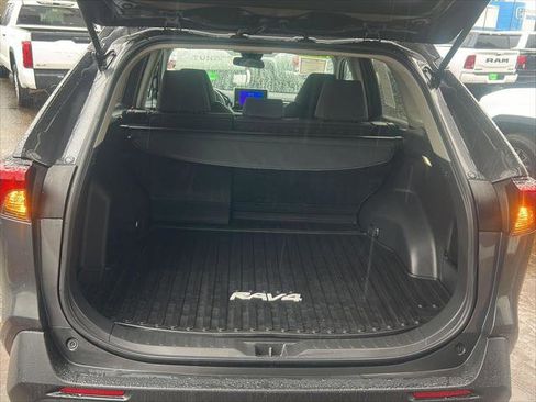 Certified 2023 Toyota RAV4 LE image 29
