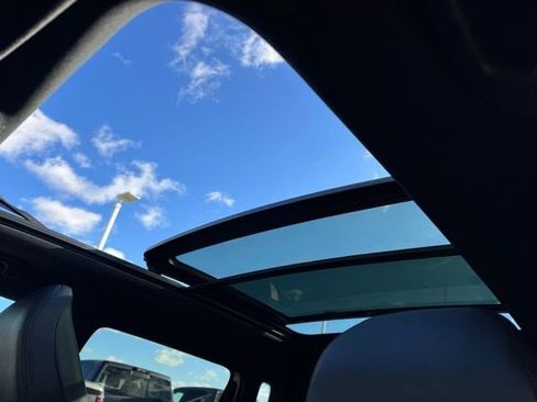 New 2026 Jeep Compass Trailhawk w/ Sun, Sound & Navigation Group AWD/4WD image 27