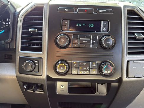 Used 2017 Ford F250 XL w/ Power Equipment Group AWD/4WD image 34