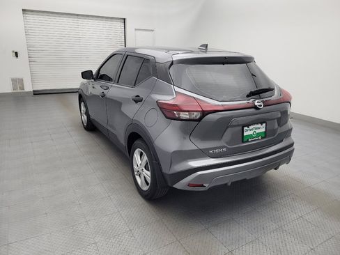 Used 2021 Nissan Kicks S image 5