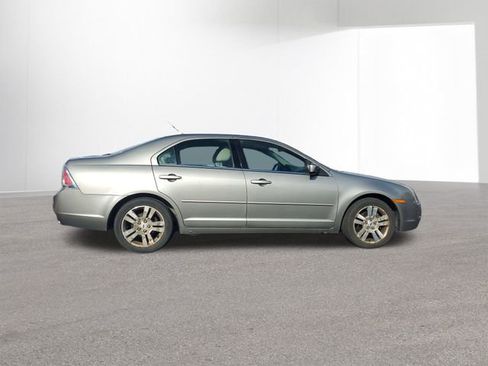 Used 2009 Ford Fusion SEL image 34