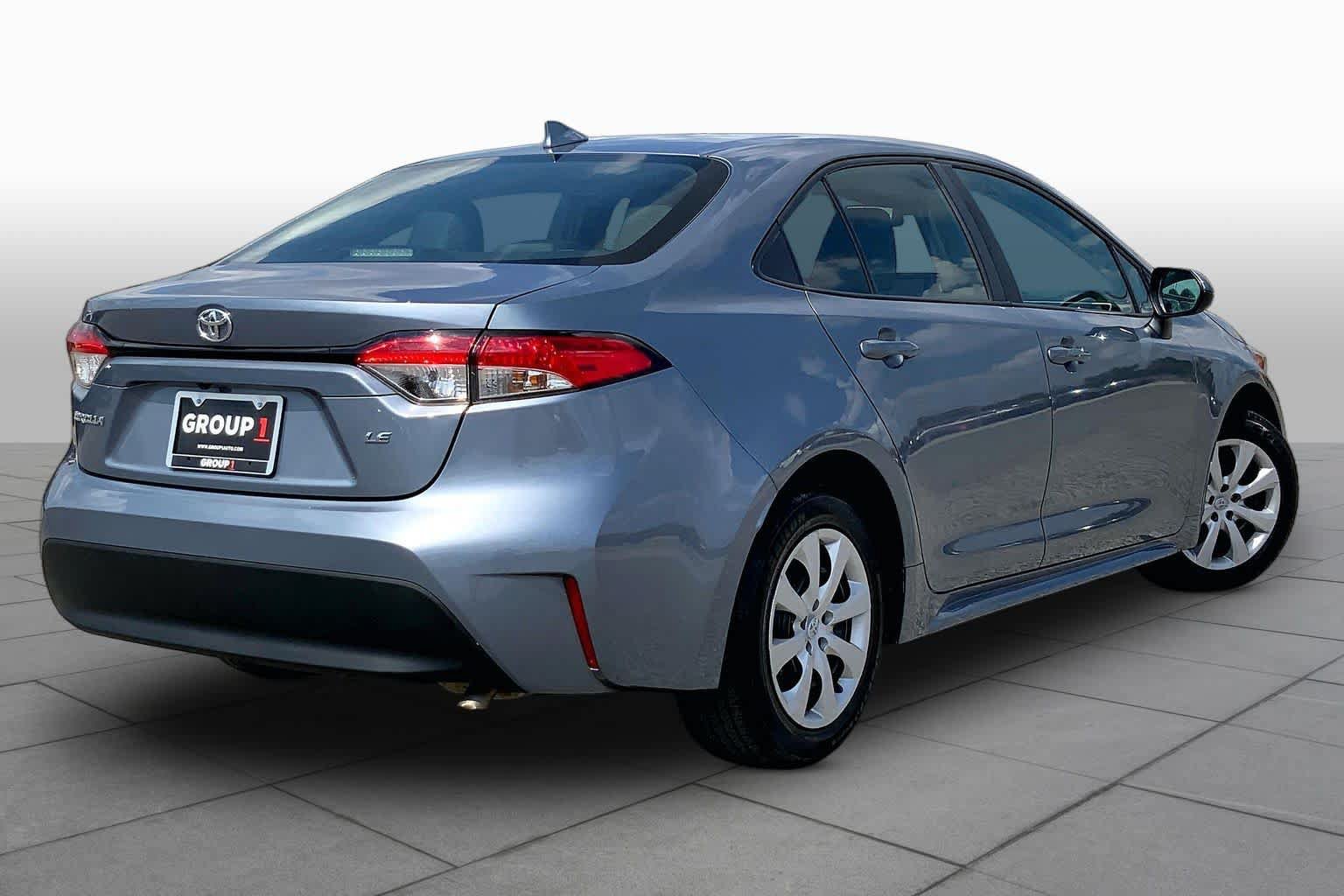 Used 2024 Toyota Corolla LE FWD image 13