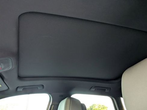 Used 2019 Audi Q3 2.0T Premium image 12