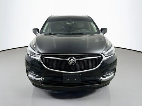 Used 2020 Buick Enclave Premium w/ Sun and Sites Package FWD image 2