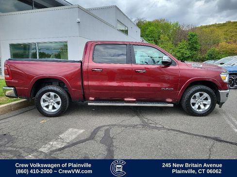 Used 2022 RAM 1500 Laramie AWD/4WD image 38