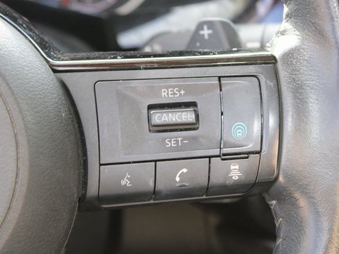 Used 2022 Nissan Pathfinder SL w/ SL Premium Package image 15