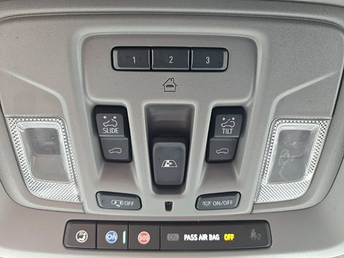 Used 2023 GMC Sierra 1500 Denali w/ Denali Reserve Package AWD/4WD image 45