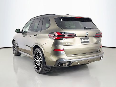 New 2026 BMW X5 xDrive40i w/ M Sport Package AWD/4WD image 5