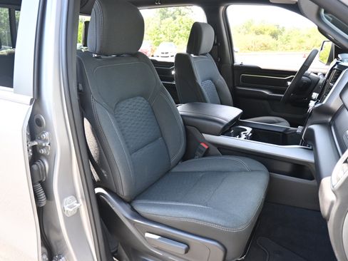 Used 2025 RAM 1500 Big Horn AWD/4WD image 21