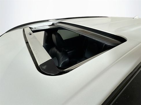 Used 2022 Toyota Highlander XSE image 21