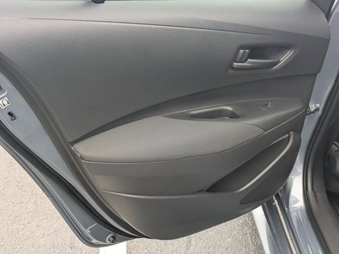 Used 2025 Toyota Corolla LE image 18