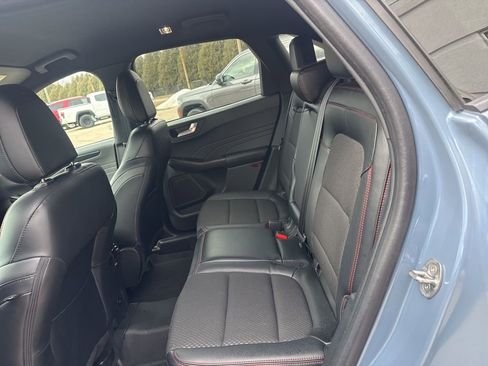 Used 2023 Ford Escape ST-Line w/ Tech Pack #1 image 17