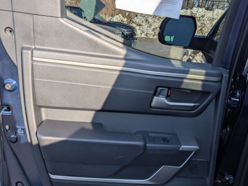 Used 2022 Toyota Tundra Limited image 14