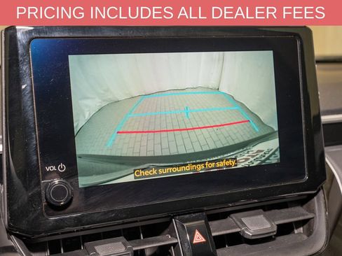 Used 2025 Toyota Corolla Cross LE FWD image 12