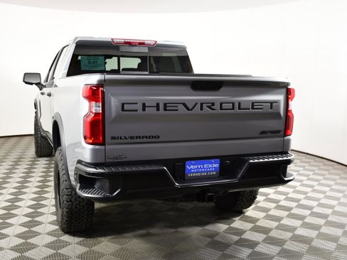 Used 2024 Chevrolet Silverado 1500 ZR2 w/ Technology Package AWD/4WD image 7
