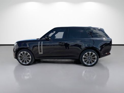 Certified 2025 Land Rover Range Rover SE AWD/4WD image 2