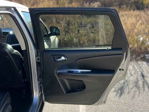 Used 2017 Dodge Journey GT w/ Driver Convenience Group image 32